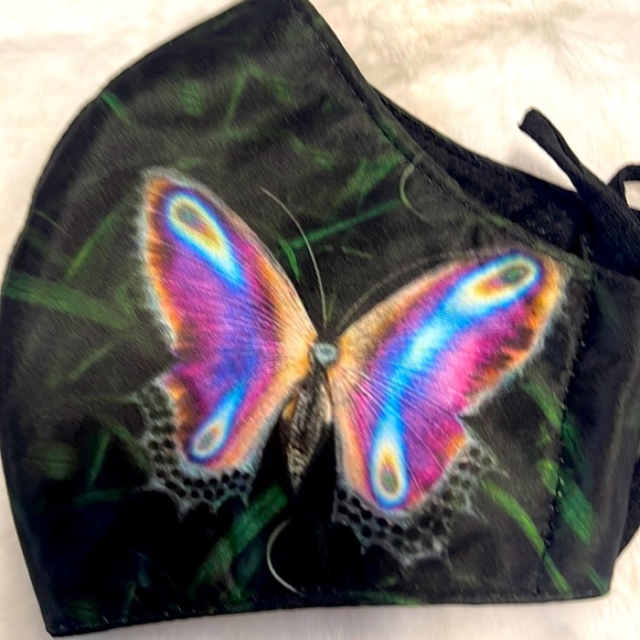 Butterfly face mask - Picture 1 of 2